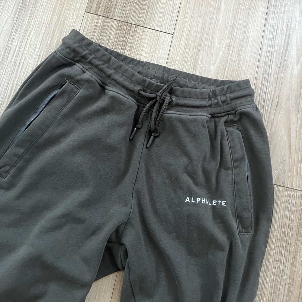 Alphalete Women’s Skinny Sweatpants